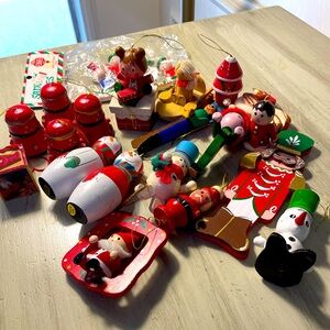 Vintage Wooden Christmas Tree Ornaments